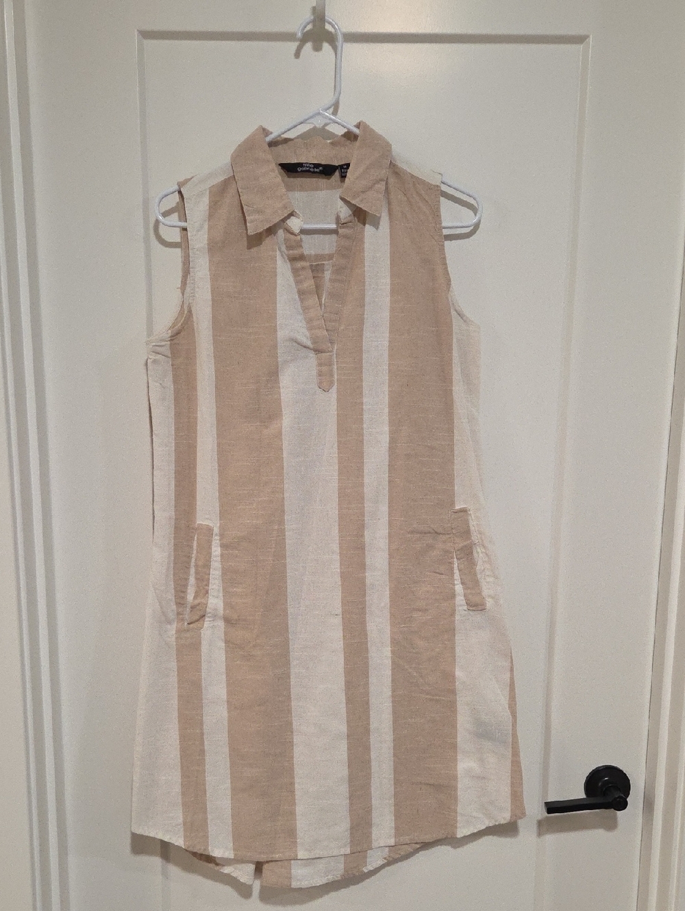 Sleeveless Striped Collared Shift Dress - Beige & White